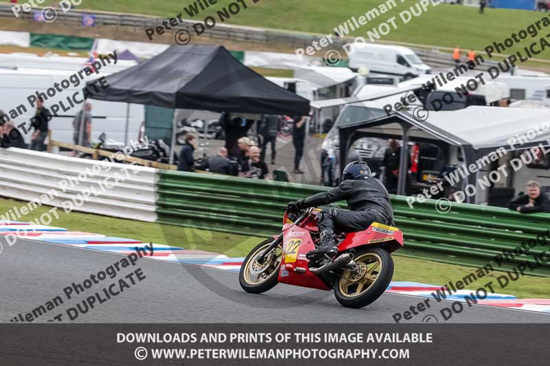 Vintage motorcycle club;eventdigitalimages;mallory park;mallory park trackday photographs;no limits trackdays;peter wileman photography;trackday digital images;trackday photos;vmcc festival 1000 bikes photographs